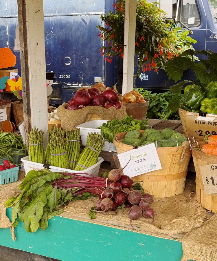 falla activities farmer's market