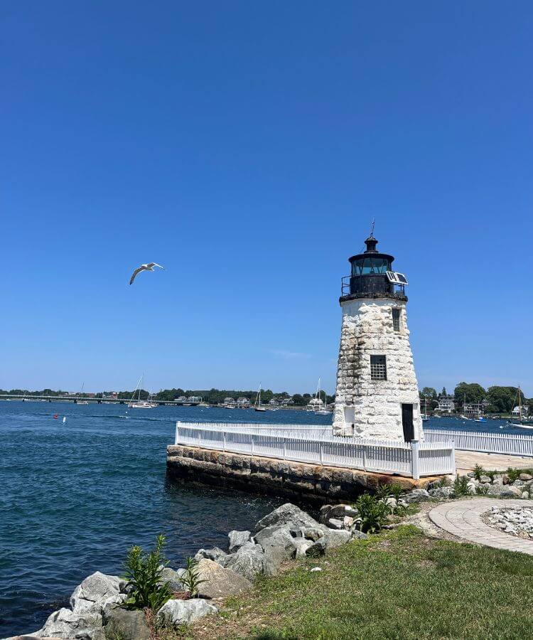 goat island lighthouse, newport, rhode island