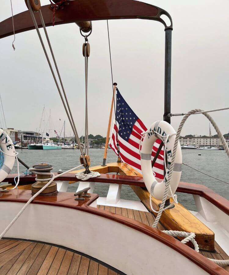 sailboat cruise