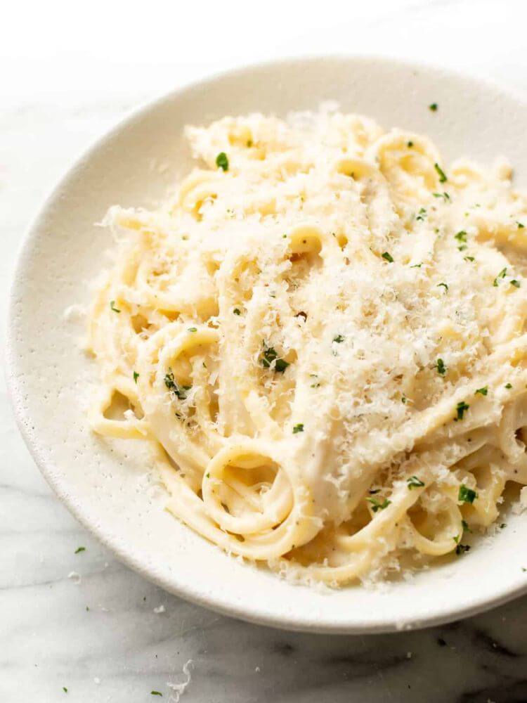 creamy garlic pasta recipe