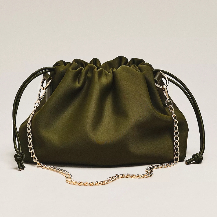 Puff Clutch